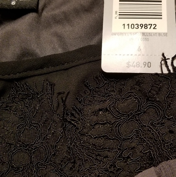 Blouse - Picture 4 of 4